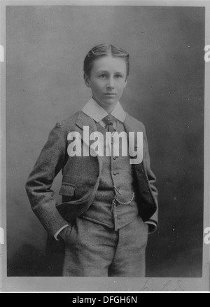 Ein Porträt von Franklin D. Roosevelt im Alter von 12 Jahren. Dieses frühe Foto fängt den zukünftigen Präsidenten in seiner Jugend ein und spiegelt die frühen Phasen seines Lebens vor seiner politischen Karriere wider. Stockfoto