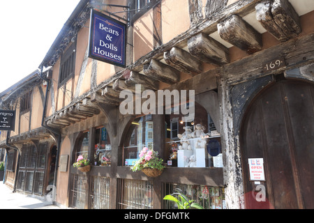 Fachwerkhäuser in der historischen Spon Street, der ältesten Straße in der Stadt von Coventry, Warwickshire, West Midlands, UK Stockfoto