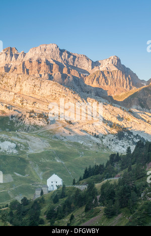 Sonnenaufgang in Somport-Tal, Somport, Huesca, Spanien Stockfoto