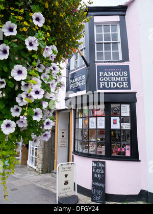Fudge und Kaffeehaus in Lyme Regis, Dorset, England Stockfoto
