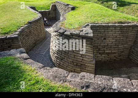 Ersten Weltkrieg ein Schlachtfeld mit Gräben bei Vimy Ridge in der Nähe von Canadian National Vimy Memorial bei Givenchy-En-Gohelle, France Stockfoto