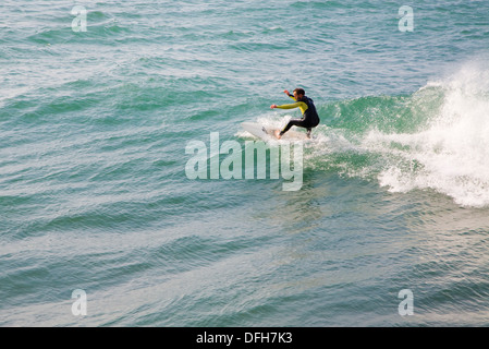 Surfen Porthleven Cornwall England Stockfoto