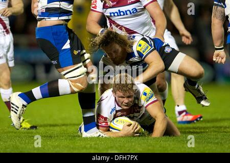Salford, UK. 4. Oktober 2013. Sale Sharks blindside Flanker Dan Braid während der Aviva Premiership Spiel zwischen Verkauf Haifische und Bath Rugby aus dem AJ-Bell-Stadion. Bildnachweis: Aktion Plus Sport/Alamy Live-Nachrichten Stockfoto