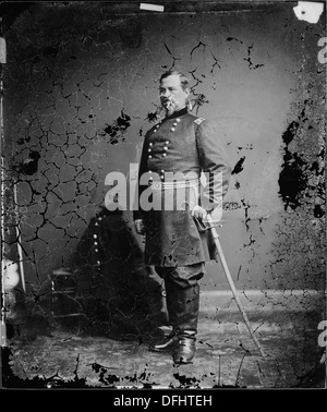 General Irvin McDowell war während des Amerikanischen Bürgerkriegs Offizier der US-Armee. Er ist vor allem für seine Führung in den ersten Kriegsjahren bekannt, insbesondere während der ersten Schlacht am Bull Run, bei der die Gewerkschaften erhebliche Verluste erlitten. Stockfoto