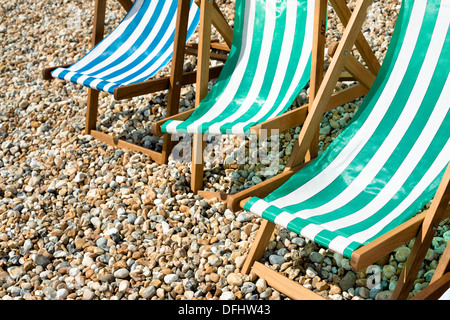 Drei Liegestuhl am Strand in Bognor Regis, West Sussex, UK Stockfoto