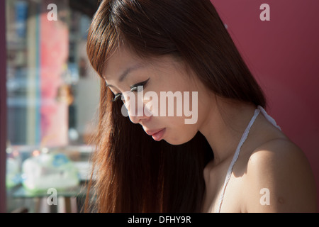 Betelnuss-Mädchen in einem Betelnuss-Stand in Taiwan Stockfoto