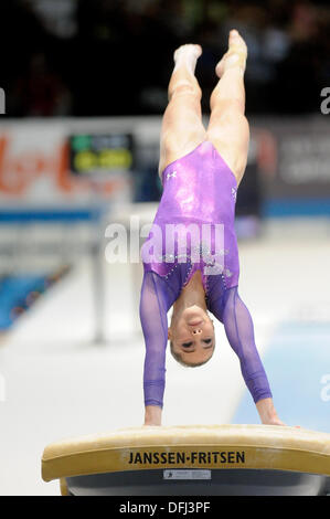 Antwerpen, Belgien. 5. Oktober 2013. World Championship Gymnastik Antwerpen Belgien. Einzelnen Apparat Finale 5.10.13.McKayla Maroney USA Credit: ALAN EDWARDS/Alamy Live-Nachrichten Stockfoto