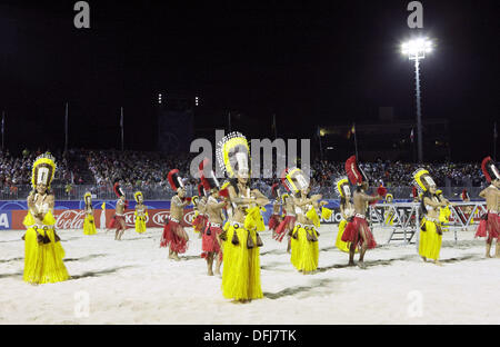 Papeete, Tahiti. 28. September 2013. Tänzer Beach-Soccer: FIFA Beach Soccer World Cup Tahiti 2013 geschlosen Zeremonie Tahua Sängertruppen-Stadion in Papeete, Tahiti. © Wataru Kohayakawa/AFLO/Alamy Live-Nachrichten Stockfoto