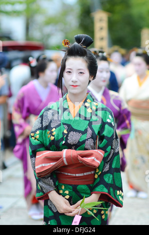 Eine Szene aus dem "Kushi Matsuri" (Kamm-Festival) in Kyoto, Japan. Stockfoto