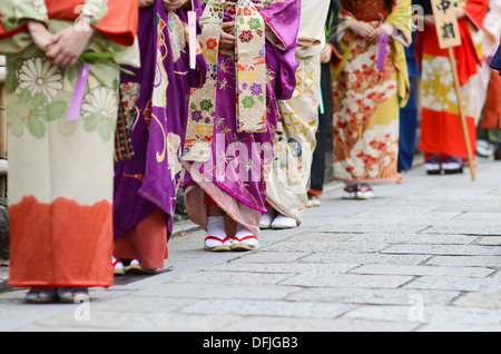 Eine Szene aus dem "Kushi Matsuri" (Kamm-Festival) in Kyoto, Japan. Stockfoto