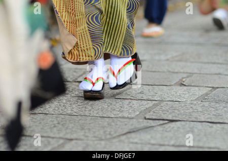 Eine Szene aus dem "Kushi Matsuri" (Kamm-Festival) in Kyoto, Japan. Stockfoto