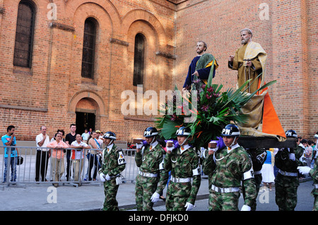 Ostern im Parque Simon Bolivar - MEDELLIN. Abteilung von Antioquia. Kolumbien Stockfoto