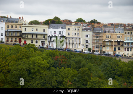 Reihe von georgianischen Stadthäusern in Clifton, Bristol, England. Stockfoto