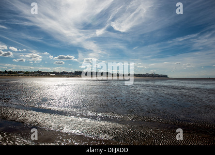 Alten Hunstanton mit der Flut heraus an einem sonnigen Herbsttag. Stockfoto