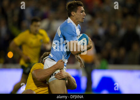 Rosario, Santa Fe, Argentinien. 5. Oktober 2013. Rugby-Meisterschaft Befestigung zwischen Argentinien und Australien. Estadio Gigante de Arroyito. Juan Imhoff in Angriff genommen. Bildnachweis: Aktion Plus Sport/Alamy Live-Nachrichten Stockfoto