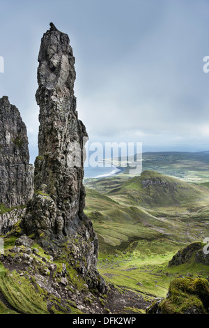 Quirang Ansicht & die Nadel am Staffin auf der Isle Of Skye in Schottland. Stockfoto