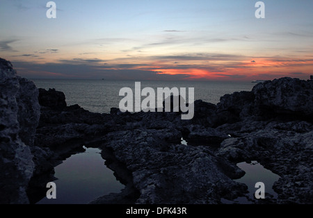 Sonnenuntergang in Cala Blanca, Menorca, Balearen Stockfoto