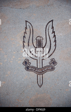 Der geflügelte Dolch - SAS Abzeichen, in der Sir David Stirling-Gedenkstätte in Schottland. Stockfoto