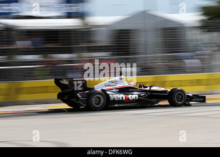 Houston, Texas, USA. 6. Oktober 2013. IndyCar, 17-18, Reliant Park Houston, Grand Prix von Houston, Houston, TX, USA, 4. bis 6. Oktober 2013, WILLENSKRAFT, runden Team Penske (Bild Kredit: Kredit: Ron Bijlsma/ZUMAPRESS.com/Alamy Live-Nachrichten) Stockfoto