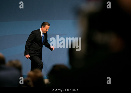 10.02.13. MANCHESTER, England. Premierminister David Cameron. Der Premierminister schließt den Parteitag der konservativen Stockfoto