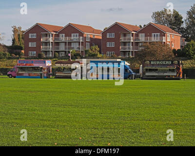 Southport, England. 6. Oktober 2013. Konzession Vans der britischen Musikfeuerwerk Meisterschaft. Bildnachweis: Sue Burton/Alamy Live-Nachrichten Stockfoto