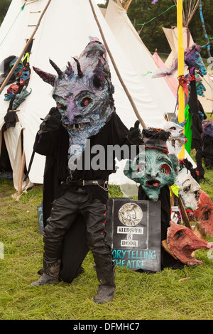 Widsith and Deor, Theatralische Aufführung im Tipi Field Glastonbury Festival 2013, Somerset, England, Großbritannien. Stockfoto