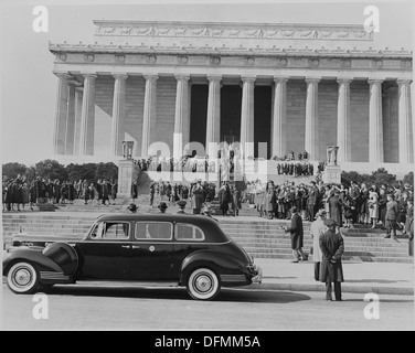 Foto der Zeremonie am Lincoln Memorial von Vice Präsident Truman, Lincolns Geburtstag besucht. 199057 Stockfoto