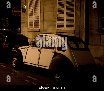 Abend auf der Île Saint-Louis in Paris Stockfoto