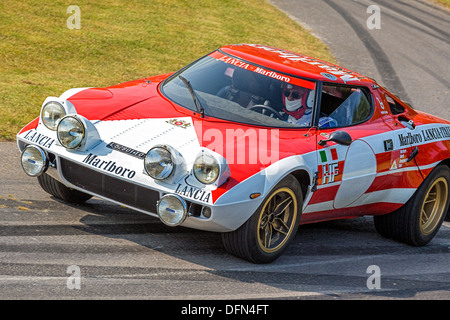 1974 Lancia Stratos mit Fahrer Alessandro Carrara auf die 2013 Goodwood Festival of Speed, Sussex, UK. Stockfoto