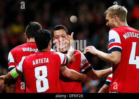 London, UK. © 1. Oktober 2013. Mesut Özil (Arsenal) Fußball / Fußball: UEFA Champions League-Gruppe F-match zwischen Arsenal FC 2-0 SSC Napoli im Emirates Stadium in London, England. © D . Nakashima/AFLO/Alamy Live-Nachrichten Stockfoto