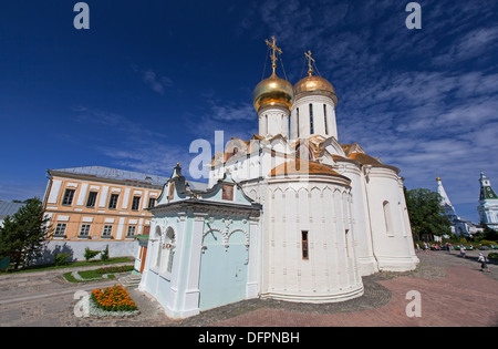 Großen Klöster Russlands. Die Trinity-Sergius Lawra. Das Grab des russischen Zaren Boris Godunov Stockfoto