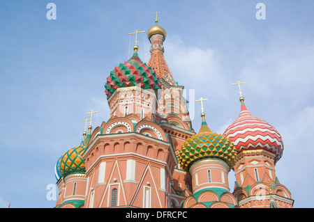 Kathedrale des Schutzes der Allerheiligsten Gottesgebärerin auf dem Graben (Собор Покрова пресвятой Богородицы, что на Рву) auf dem Roten Platz Stockfoto