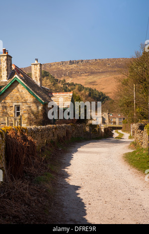 Blick Richtung Hartshorn auf Edale Moor & Kinder Scout, Peak District National Park Stockfoto