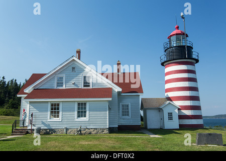 West Quoddy Head Leuchtturm in Quoddy Maine. Stockfoto