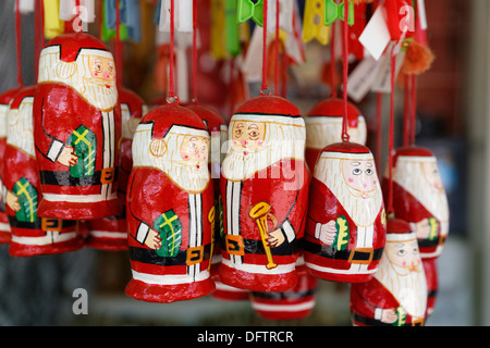 Santa Claus Figuren, Souvenirs, Demre, Lykien, Provinz Antalya, Türkei Stockfoto