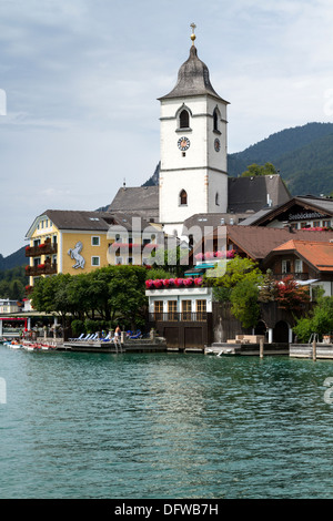 St. Wolfgang Im Salzkammergut, eine Stadt im zentralen Österreich. Es befindet sich am Nordufer des Sees Wolfgangsee. Stockfoto