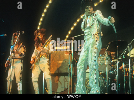 GARY GLITTER AND THE GLITTER BAND UK pop Gruppe über 1976 Stockfoto