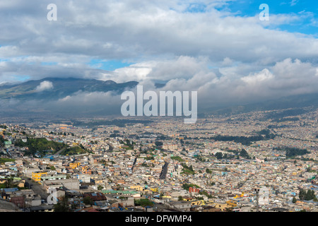 Panorama über Quito, Provinz Pichincha, Ecuador Stockfoto