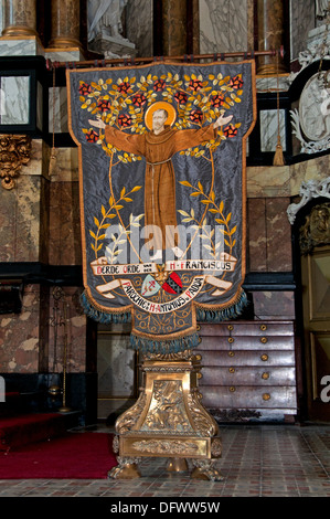 Dritten Ordens des Heiligen Francis Mozeshuis - Mozes En Aaronkerk Waterlooplein Flohmarkt Amsterdam Niederlande Stockfoto