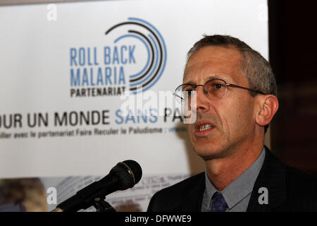 Durban, Südafrika. 9. Oktober 2013.  Dr. Robert D Newman, der Direktor des globalen Malaria-Programm bei der World Health Organization, spricht auf einer Pressekonferenz, wo wurde bekannt gegeben, dass Südafrika Malaria bis 2018 zu beseitigen soll. Bild: Giordano Stolley/Alamy Live-Nachrichten Stockfoto