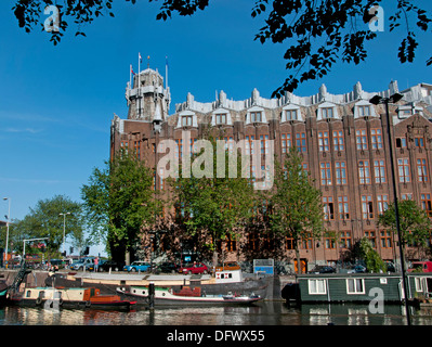 Het Scheepvaarthuis Amsterdam 1913 The Shipping Amsterdam (Architektur-Stil der Amsterdamer Schule) Waalseilandsgracht Niederlande Stockfoto