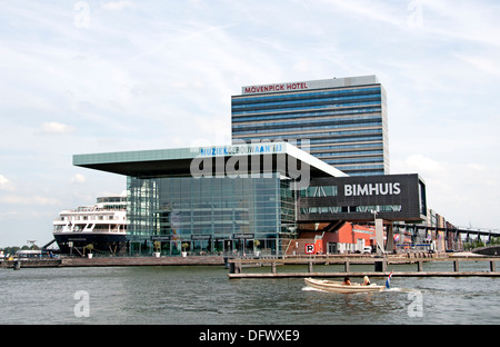 Amsterdamer Muziekgebouw (Musik-Gebäude) Aan ' t IJ Bimhuis - Movenpick Hotel-Cruise Terminal Netherlands Stockfoto