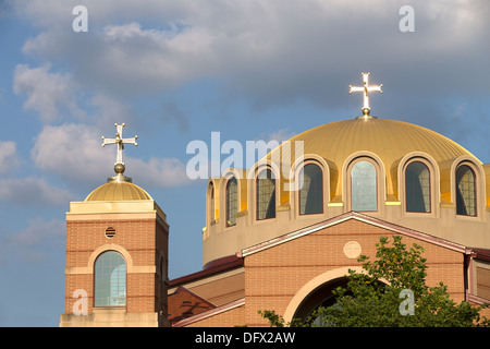Klassische griechische orthodoxe Kirche in einen schönen Tag auf der Suche Stockfoto