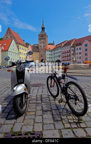 Landsberg am Lech, Hauptplatz, Schmalzturm Turm, romantische Straße, Romantische Strasse, Bayern, Deutschland, Europa. Stockfoto