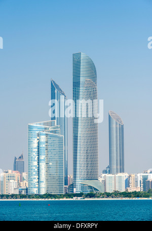 Hochhaus-Türme in Abu Dhabi, Vereinigte Arabische Emirate VAE Stockfoto