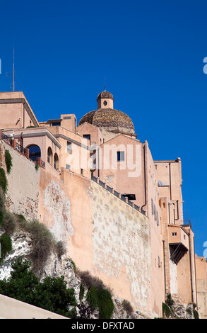 Cagliari-Kathedrale und Castello Wand in Cagliari - Sardinien Stockfoto