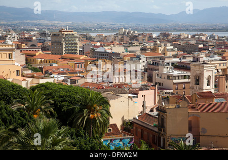 Ein Blick vom Bastioni di Saint Remy in Cagliari - Sardinien Stockfoto