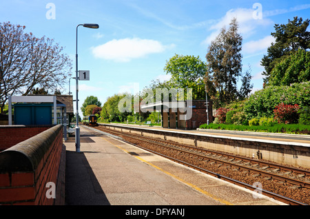 Ein Blick auf den Bahnhof auf Wherry Linien in Cantley, Norfolk, England, Vereinigtes Königreich. Stockfoto