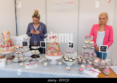 Feinschmecker-Festival, Inverleith Park, Edinburgh, Schottland, jährliche Veranstaltung, August 2013. Liggy die Cupcakes. Stockfoto