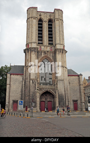 St. Michael Kirche (Sint-Michielskerk) in historischen Gent (Gent), Ost-Flandern, Belgien. Stockfoto